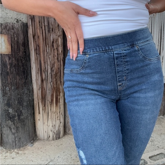 SPANX distressed high rise elastic waist Jeggings - Picture 9 of 12